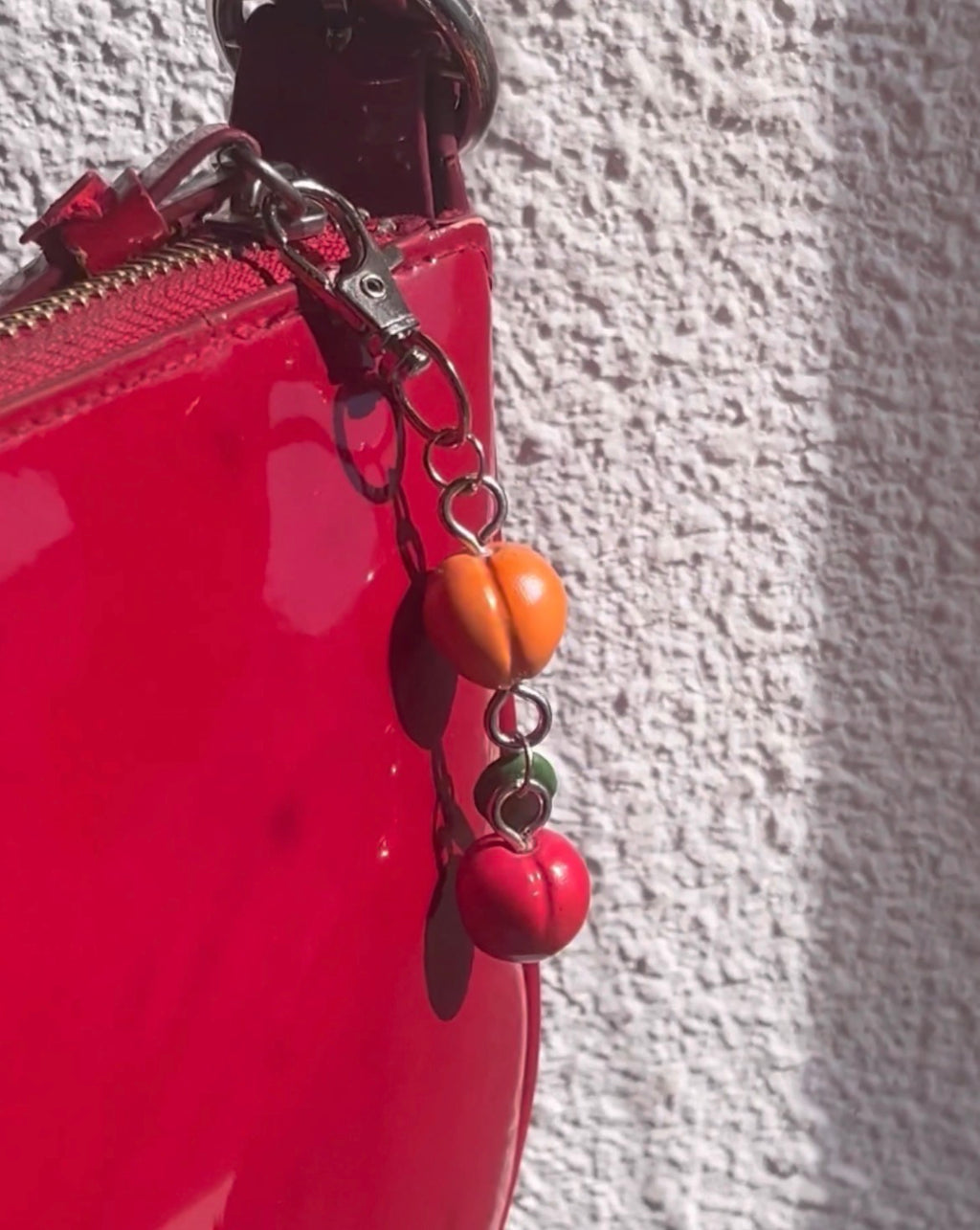 Porte-clés pêche et pomme