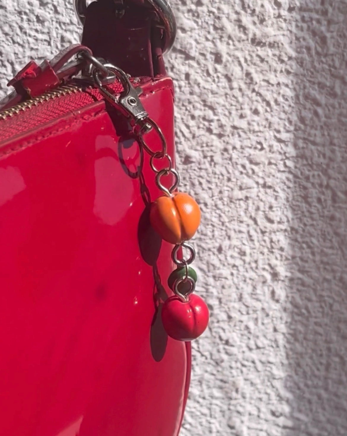 Porte-clés pêche et pomme