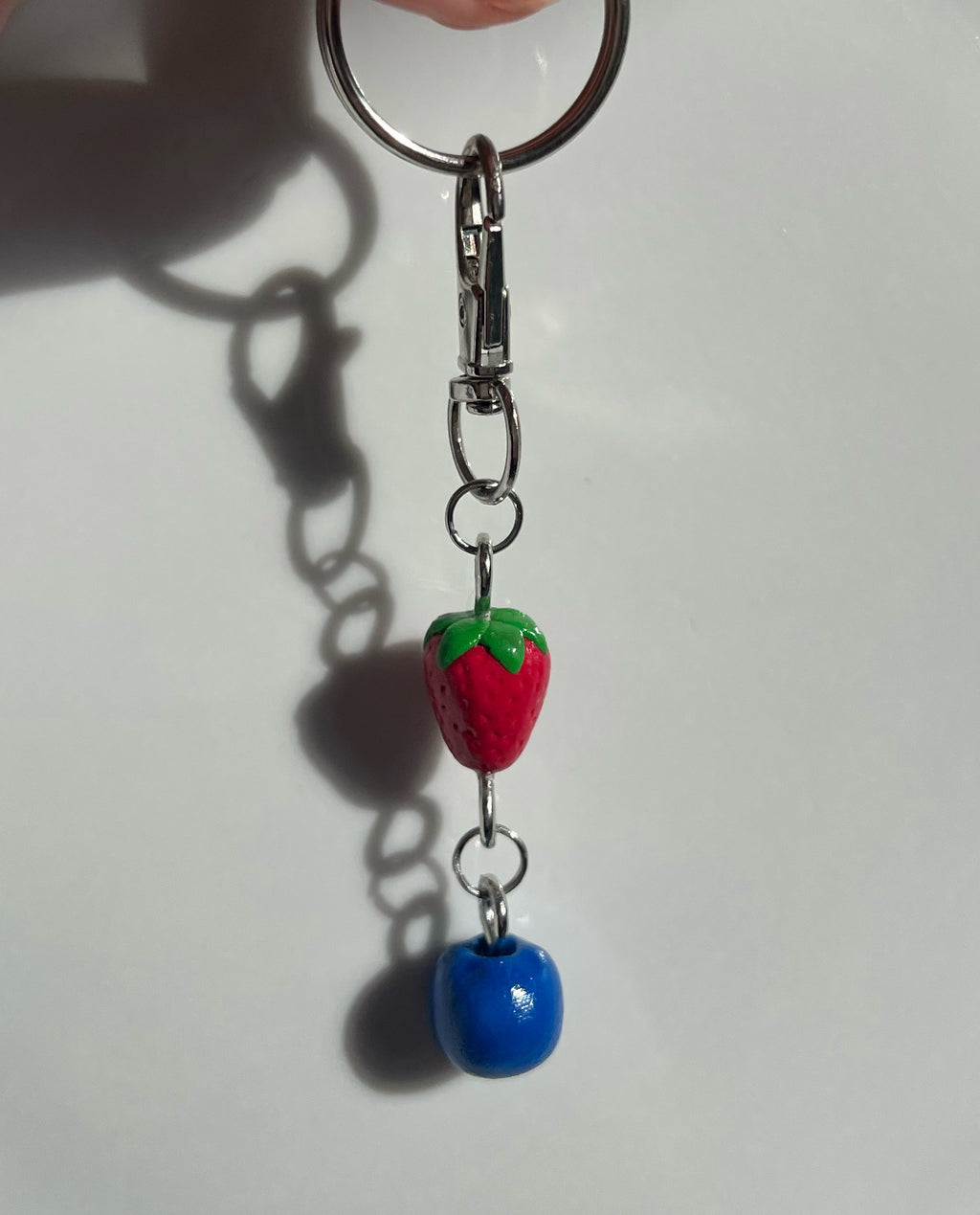 Porte-clés fraise myrtille